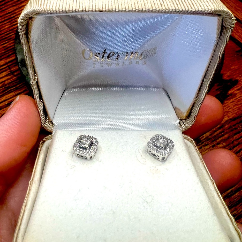 Diamond earrings